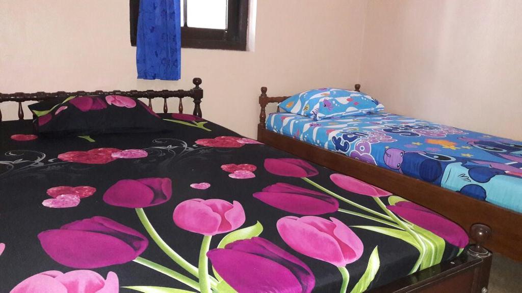 Arriani Homestay Karimunjawa Exterior photo